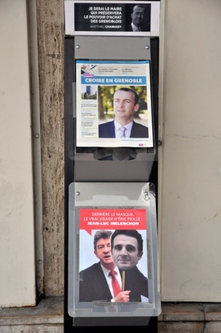 Matthieu Chamussy Affiche de campagne Croire en Grenoble contre Jean-Luc Mélenchon et Eric Piolle à Grenoble