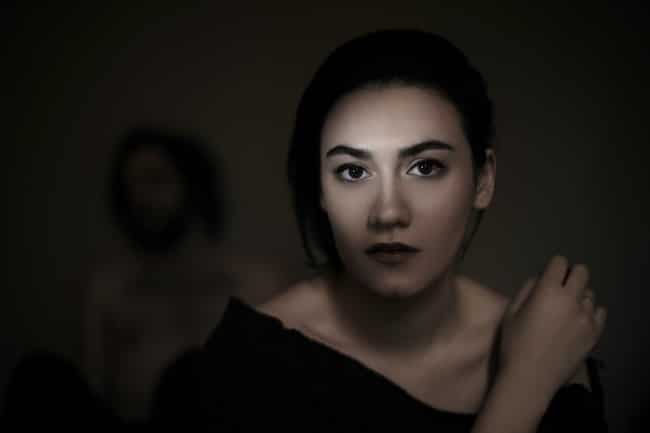 Nadine Shah sera sur scène le 18 mars au Ciel pour un concert d'ouverture avec la grenobloise Toni © DR