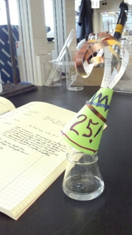 Erlenmeyer experience laboratoire 25 ans livre Darwin