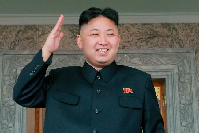 Après Mussolini, Kim Jong-un fait la démonstration que l'on peut ressembler à un gros bébé et être dictateur.