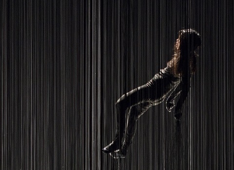 la danseuse Kaori Ito dans "Plexus" © Aglae Bory