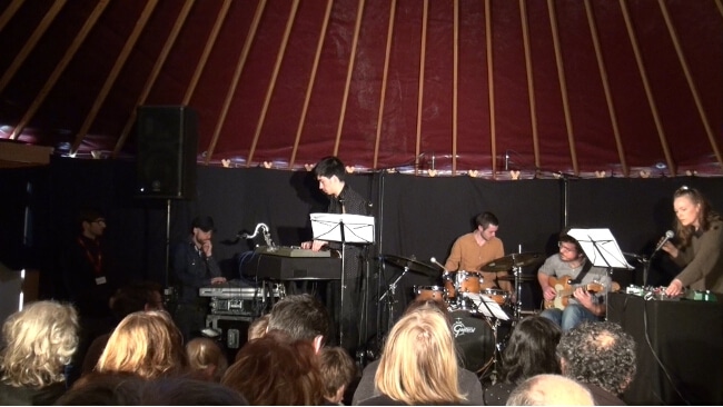 Sous la yourte, le groupe Emma Sous la yourte, le groupe Emma