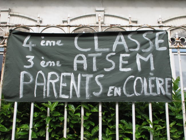Maternelle Bajatière : manifestation des parents à la kermesse, le vendredi 12 juin 2015