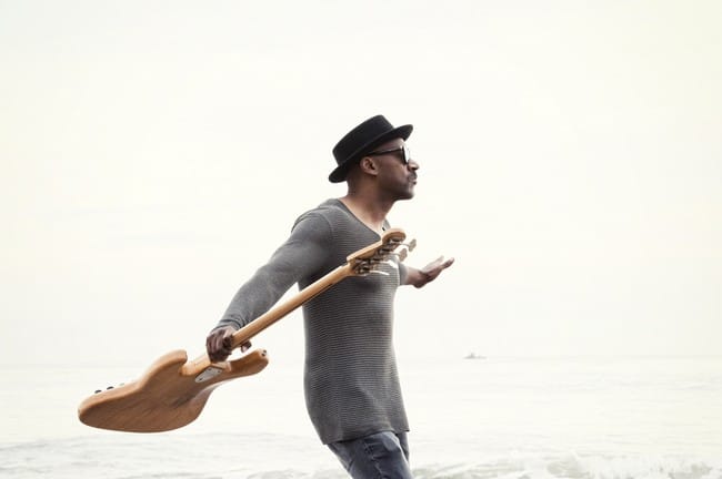 Marcus Miller, pointure du jazz, proposera le 30 juin sur la scène du Théâtre Antique, un concert inédit en collaboration avec l'Orchestre National de Lyon. © Cathrin Cammett