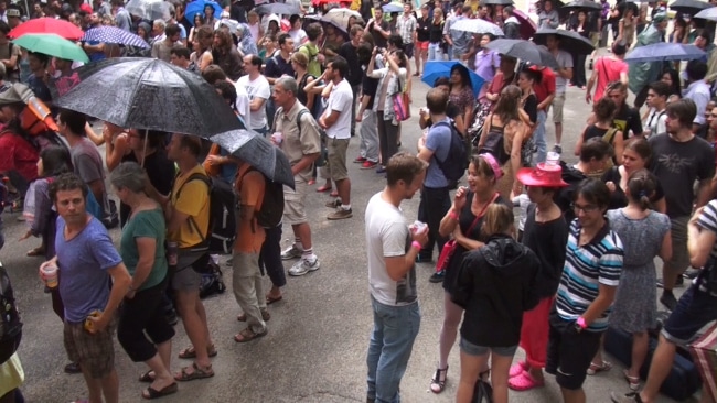 La pluie s'est invitée au festival. © Joël Kermabon - Place Gre'net