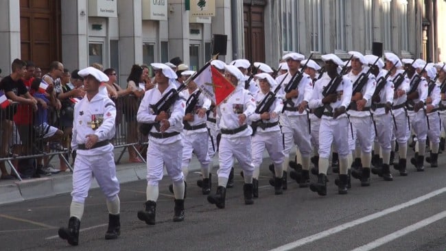 Les troupes de montagne à l'honneur. © Joël Kermabon - Place Gre-net