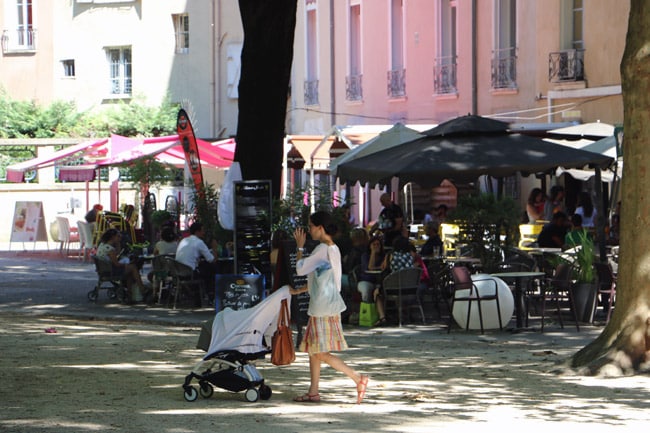 Photographie des terrasses dans le Jardin de Ville Crédit Eléonore Bayrou