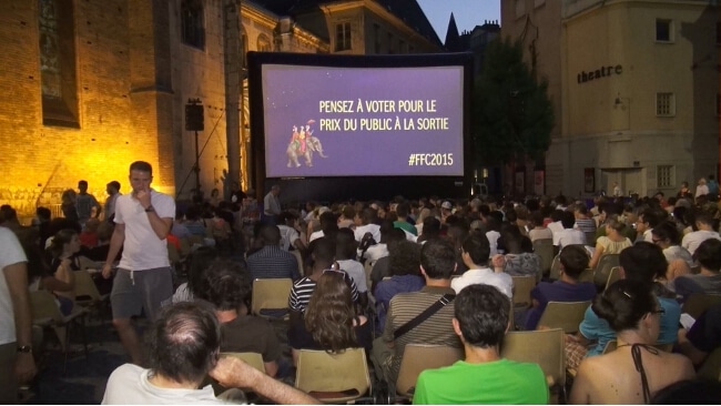 Avant les projections place Saint André. © Joël Kermabon - Place Gre'net