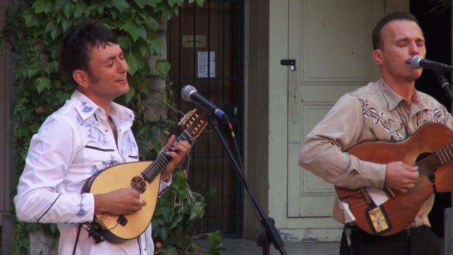 Le duo Lindo y Querido (chansons mexicaines). © Joël Kermabon - Place Gre'net