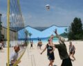 Entre sport, détente et convivialité, la Plage de Grenoble est un lieu à découvrir cet été. © AD2S