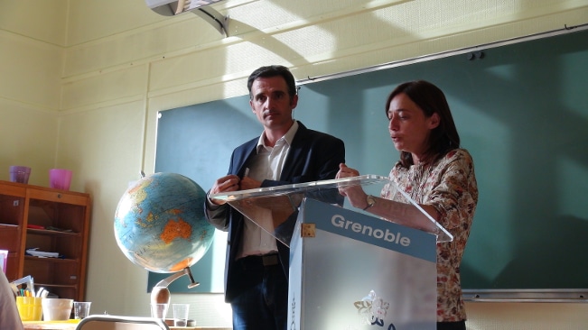 Éric Piolle et Élisa Martin lors de la présentation du plan écoles. © Joël Kermabon - Place Gre'net