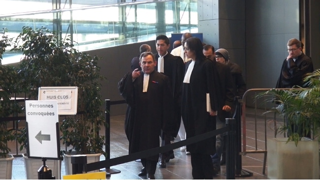 Les avocats des parties civiles sortent de l'audiience. © Joël Kermabon - Place Gre'net