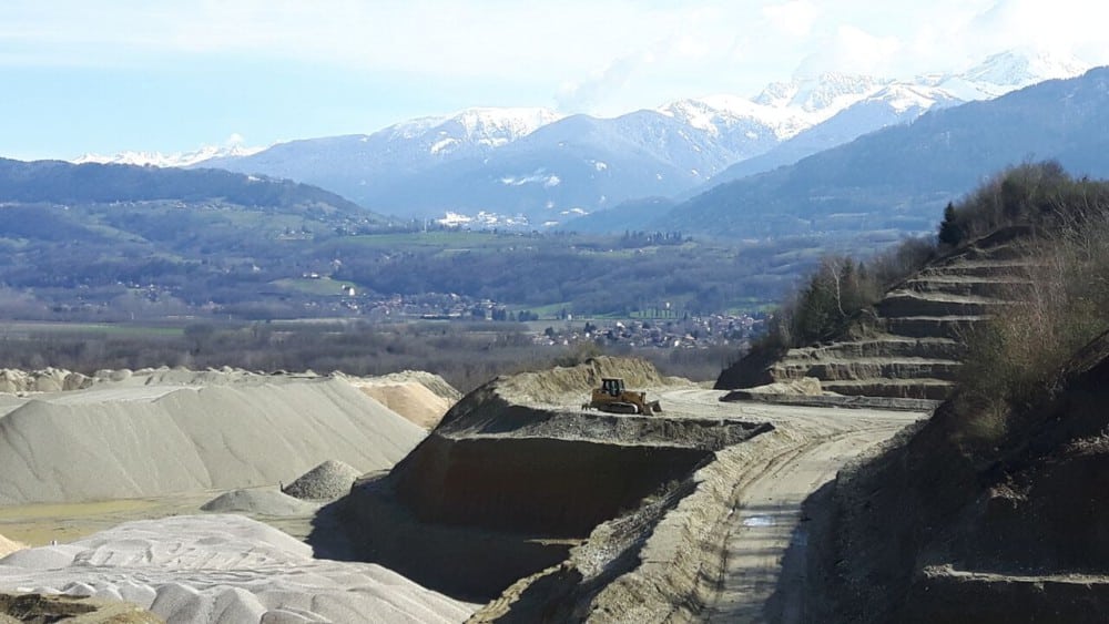 Le paysage lunaire de la carrière Granulats Vicat de Barraux vu depuis le chantier pédestre. DR