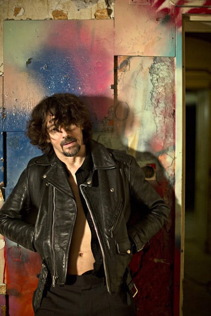 Stanislas Nordey dans la pièce de théâtre Je suis Fassbinder. © Jean-Louis Fernandez