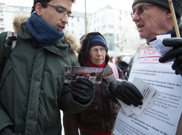 Action de sensibilisation contre CETA. 21 janvier 2017. © Yuliya Ruzhechka - Place Gre'net