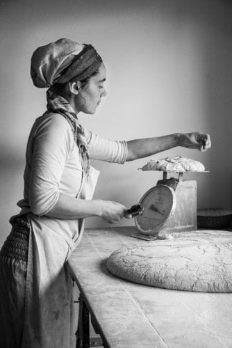 Sophie Leroy, paysanne-boulangère à Saint-Jean-d’Hérans, décembre 2015 © Emmanuel Breteau