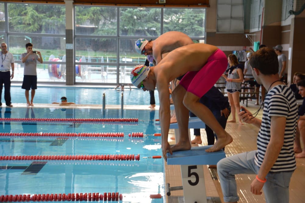Les étudiants issus de huit grandes écoles se sont affrontés lors de la Gem swimming cup le 11 mars 2017 à Fontaine. © Laurent Genin