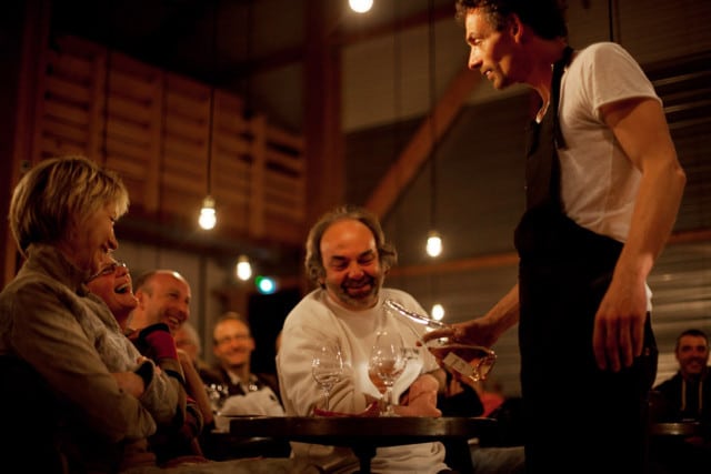 Savoir enfin qui nous buvons, spectacle de Sébastien Barrier programmé à La Rampe le 12 mai. © Angélique Lileyre