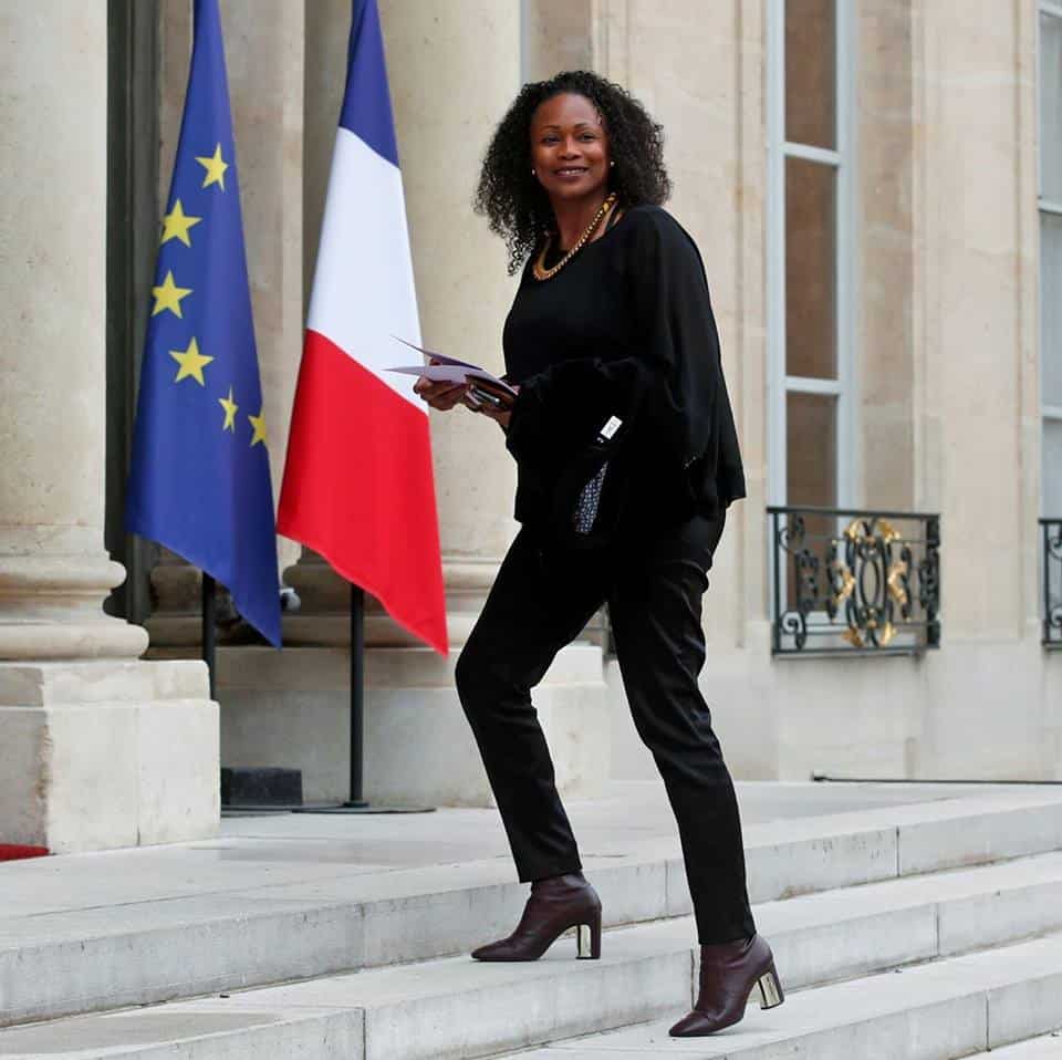 Les Jeunes avec Macron de l’Isère organisent le 25 février une réunion publique dédiée au handisport sur le campus grenoblois avec Laura Flessel.L'ancienne escrimeuse Laura Flessel est désormais ministre des Sports. © Facebook Laura Flessel