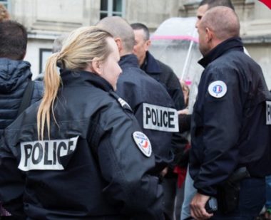 Les policiers inquiets pour leur statut. © Joël Kermabon - Place Gre'net