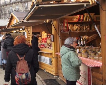Face à l'épidémie, la Ville de Grenoble annonce l'annulation de ses marchés de Noël