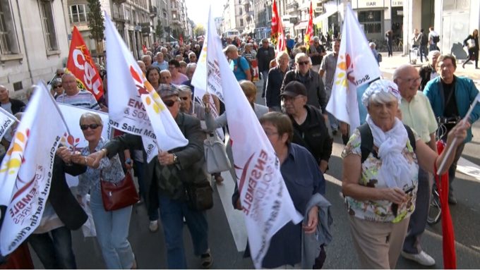 Des organisations syndicales, associatives et politiques de l’Isère appellent à une manifestation unitaire contre la précarité ce 1er décembre à Grenoble.© Joël Kermabon - Place Gre'net