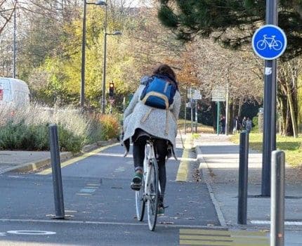 Le Pays voironnais se met au vélo. Mais si des ateliers et des aides à l'achat ont été mises en place, les pistes cyclables attendront encore un peu.