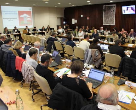 Sans surprise, la ville de Grenoble a voté un budget 2019 marqué du sceau de l'austérité. Pour le maire écologiste Eric Piolle, il n'y a pas d'alternative.