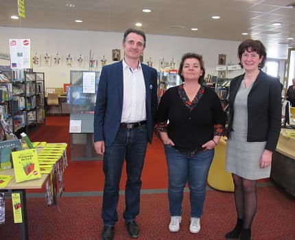 UNE Eric Piolle, Corinne Bernard, Isabelle Westeel, lors de l'annonce de la gratuité dans les bibliothèques. © Séverine Cattiaux -placegrenet.fr