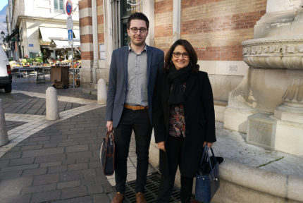 De gauche à droite : Maxence Alloto, co-secrétaire de la section grenobloise du PS et Marie-José Salat, conseillère municipale PS. © Joël Kermabon - Place Gre'net