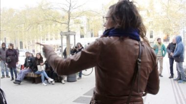 La compagnie Ru'elles organisait 12 avril 2019 un théâtre-forum à la gare de Grenoble sur le thème du harcèlement de rue, afin de sensibiliser les passants.