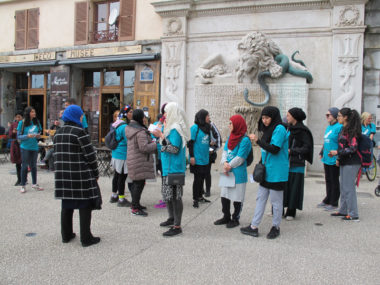 "Course pour la dignité" organisée par l'Alliance citoyenne, samedi 5 avril 2019. Des femmes voilées et non voilées ont couru pour défendre leur liberté de porter le voile. © Séverine Cattiaux - Place Gre'net