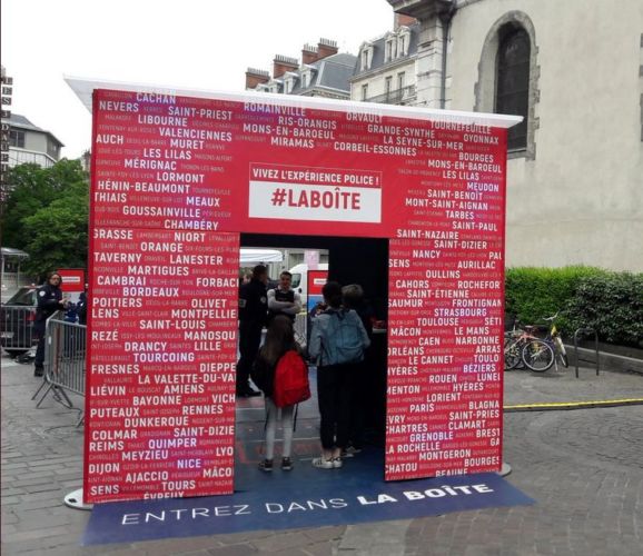 #LaBoîte a démarré son périple à Paris, Place de la République. 