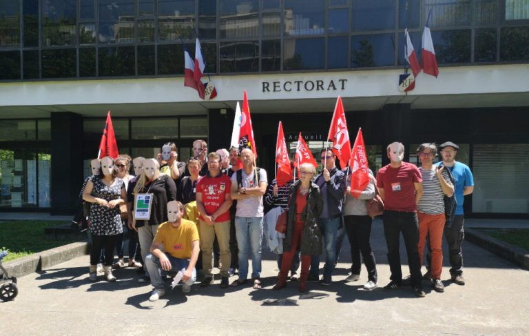 Les différents syndicats s'affrontent aux élections professionnelles de l'Éducation nationale du 1er au 8 décembre. © Florent Mathieu - Place Gre'net