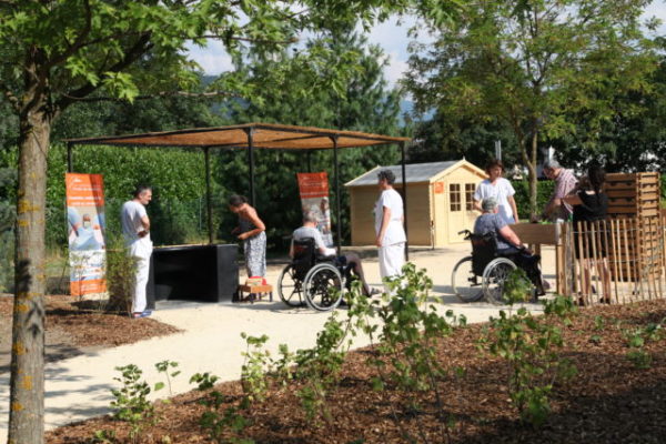 Inauguration du jardin thérapeutique de l'hôpital sud du CHUGA © Catherine Sgambato - CHUGA