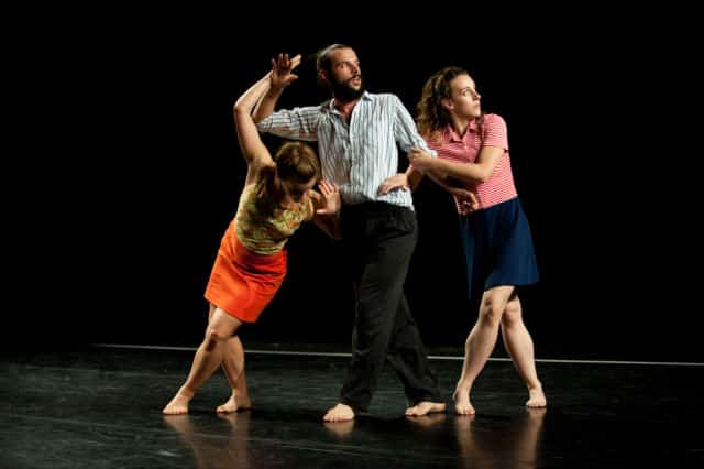 Le collectif Ès, constitué de danseurs basés à Lyon, s'installe à la Rampe d'Echirolles pour trois ans. Une résidence rythmée par plusieurs temps forts.