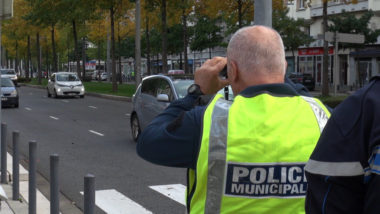 La Ville de Grenoble prône la vidéo-verbalisation les violences routières. © Joël Kermabon - Place Gre'net