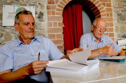Ades : un soutien à Eric Piolle. Sans surprise, l'association étant la base arrière militante du maire sortant de Grenoble...
