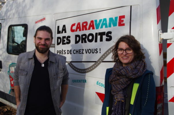 La Caravane des droits existe au CCAS de Grenoble depuis 2019. © Anissa Duport-Levanti