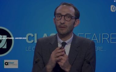 Christophe Revil, journaliste à Télégrenoble et maire, candidat à sa propre succession, à Claix. Un mélange des genres ouvrant la porte au conflit d'intérêt ? © Capture d'écran