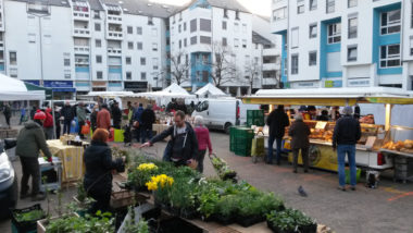 Marché Hoche pendant le covid-19, samedi 21 mars 2020 © Séverine Cattiaux - Place Gre'net