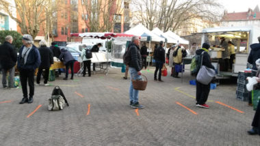 Marché Hoche pendant le covid-19, samedi 21 mars 2020 © Séverine Cattiaux - Place Gre'net