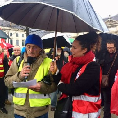Maurice, représentant des Gilets Jaunes, lors du rassemblement Place de Verdun, lundi 2 mars 2020 © Ambre Croset