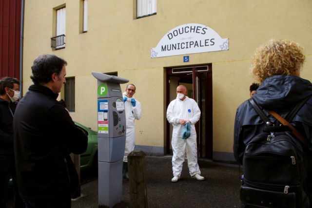 Les douches municipales de Grenoble sont un lieu d'hygiène pour les plus démunis depuis le XIXe siècle. © Anissa Duport-Levanti - Place Grenet
