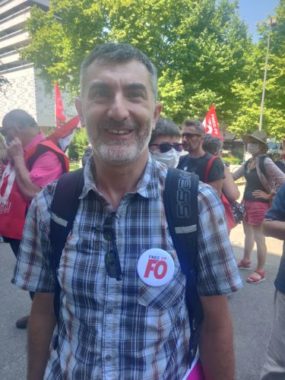  Les enseignants manifestent devant le rectorat de Grenoble