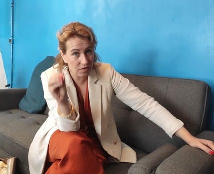 Expurgée, la loi censée défendre le bien-être animal, dont l'examen a été reporté, fait réagir la députée de l'Isère Emilie Chalas.