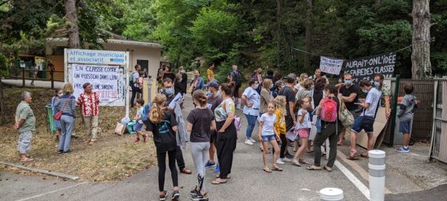 Les parents réclament l’ouverture d’une cinquième classe à l’école Rivoire de la Dame à Sassenage pour éviter une surcharge des classes