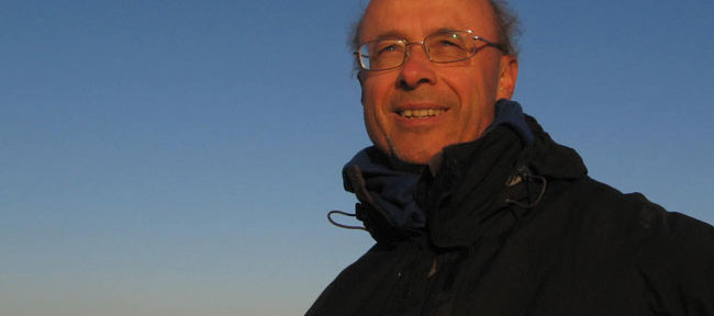 André Weill, enseignant de yoga à Grenoble et marcheur. DR