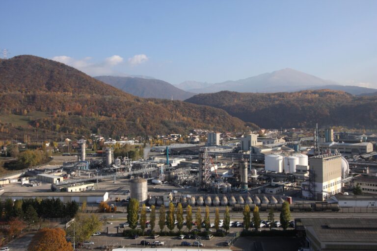 Vue de l'usine Arkema Jarrie. © Anne Guillet-Caillot