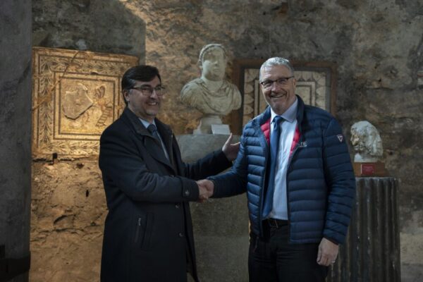 Thierry Kovacs (maire de Vienne) et Jean-Pierre Barbier (président du Départemental de l'Isère) © Département de l'Isère - Place Gre'net